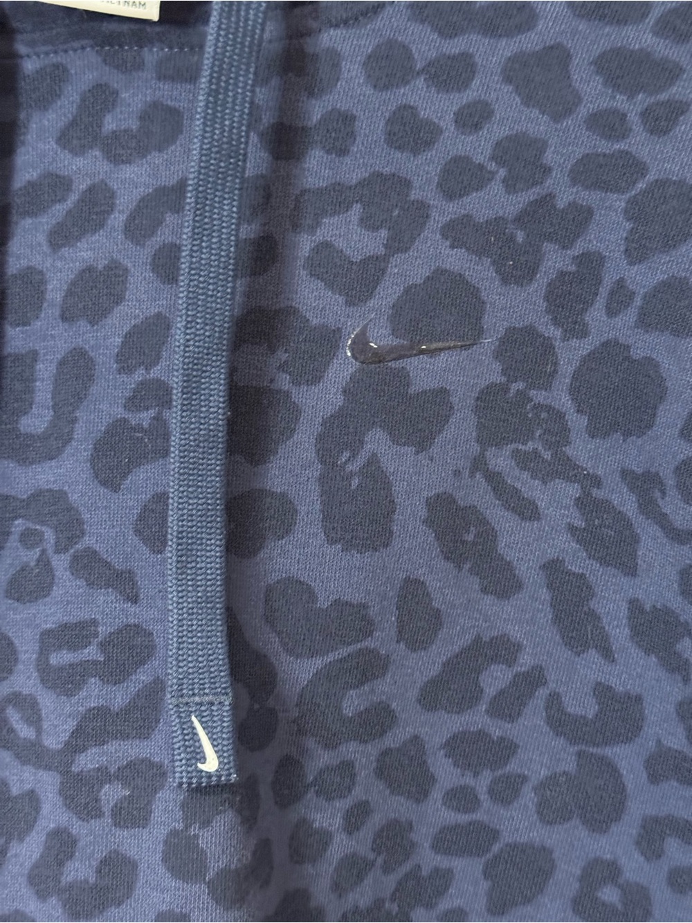 Nike Navy Animal Print Hooded Pullover Sweatshirt Size L - Picture 3 of 5